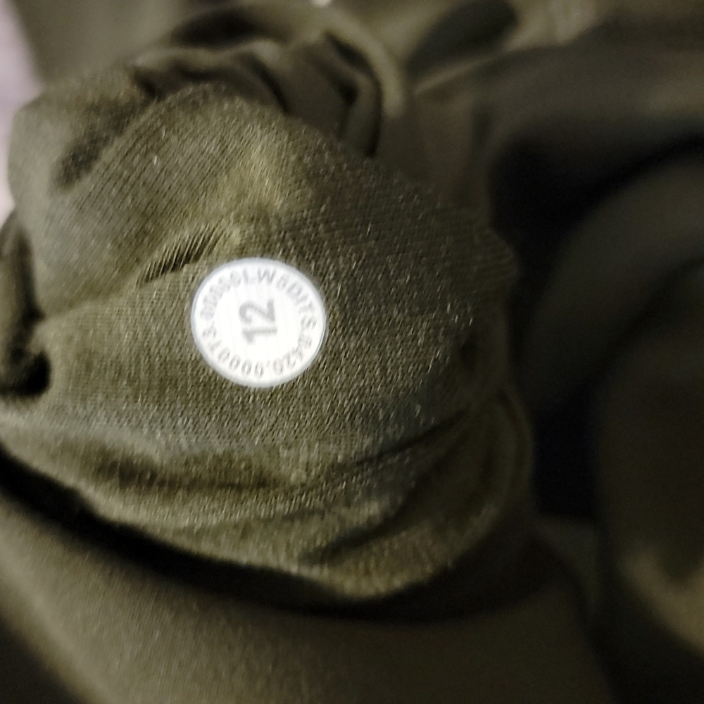 NWT Lululemon Align™ High-Rise Pant 28" Size 12 Dark Olive - Picture 5 of 7